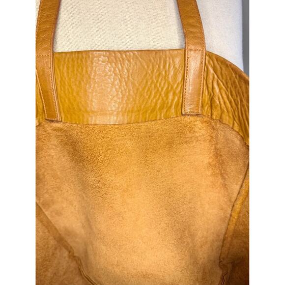 Baggu Oversized Leather Tote in Camel - Picture 8 of 10